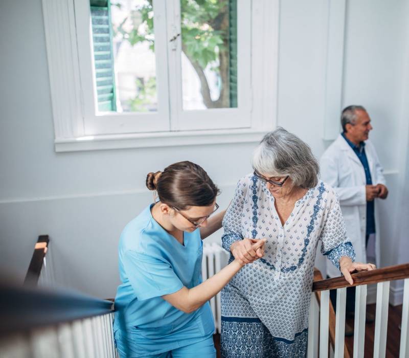 Comment bénéficier d'une prise en charge pour une aide à domicile ?